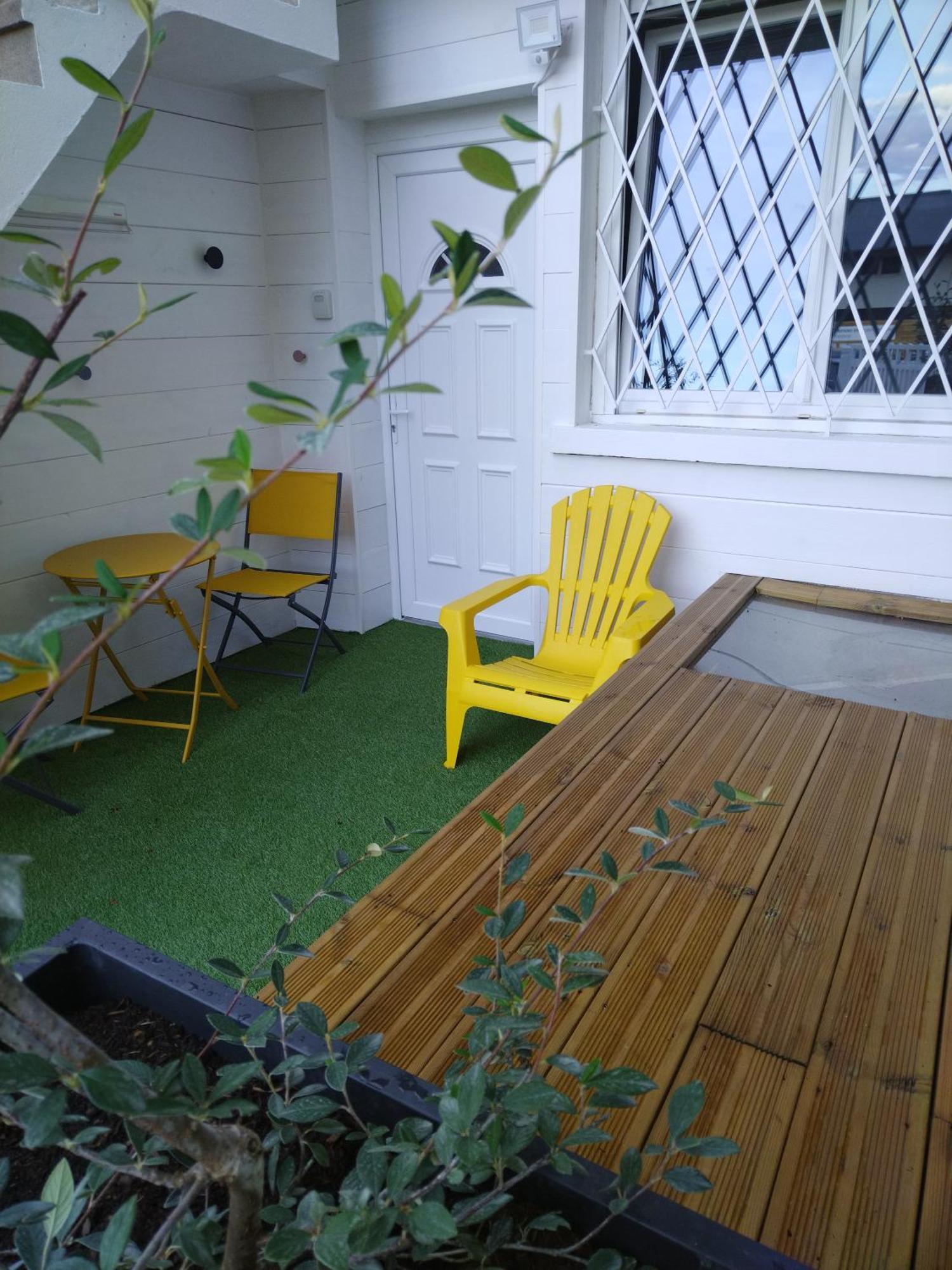 Studio, La Terrasse D'Isa Dole Exterior photo